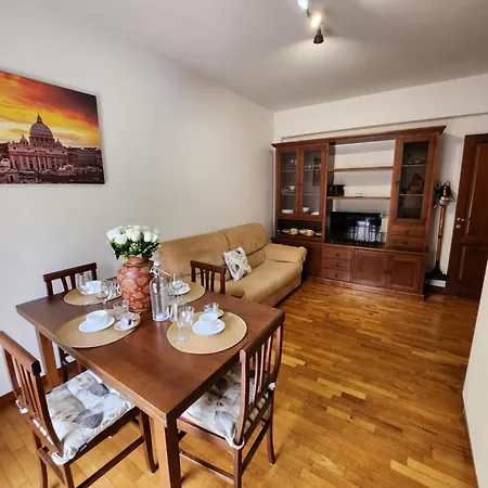 Al Gondar 7 Libia Apartment